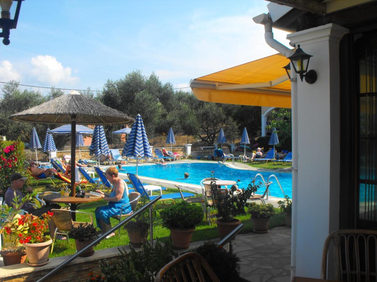 Perros 2* Agios Stefanos Avliotes (Corfu)