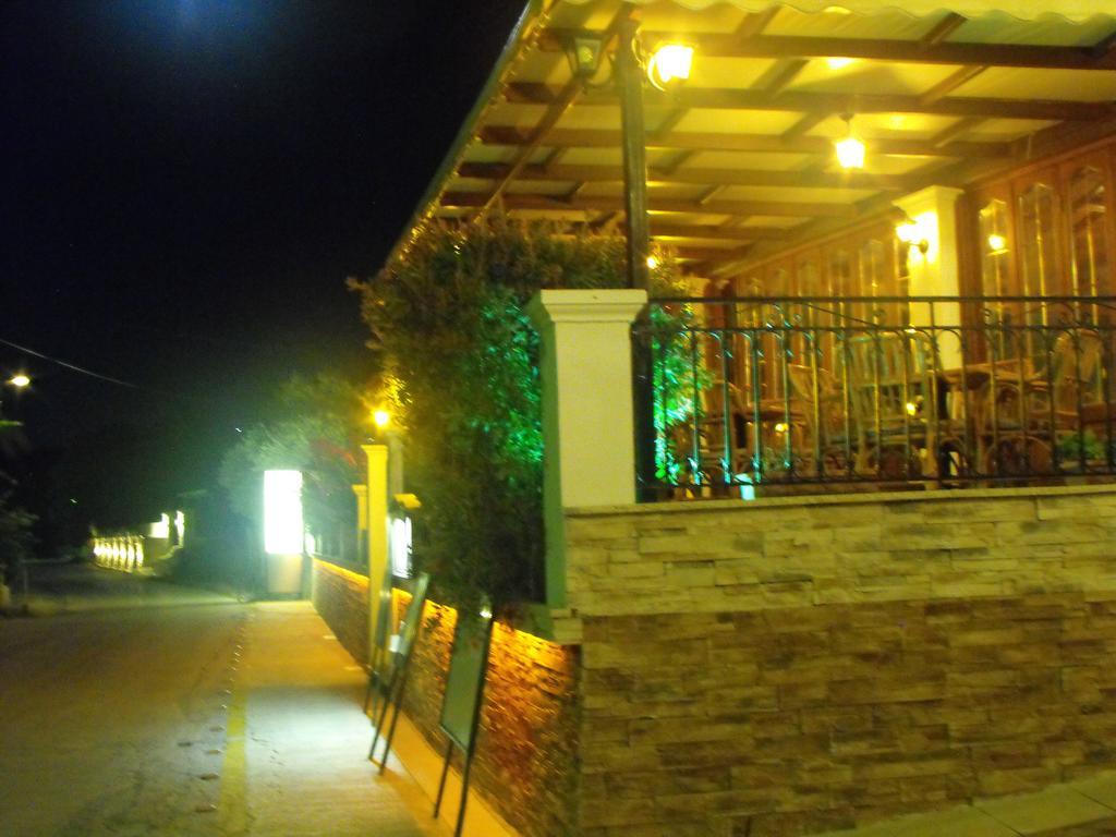 Hotel Perros Agios Stefanos Avliotes (Corfu)